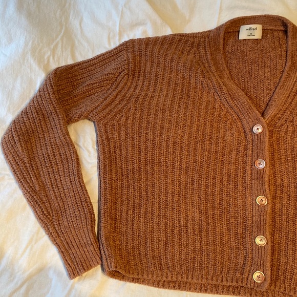 Aritzia Wilfred Cardigan - Picture 1 of 9